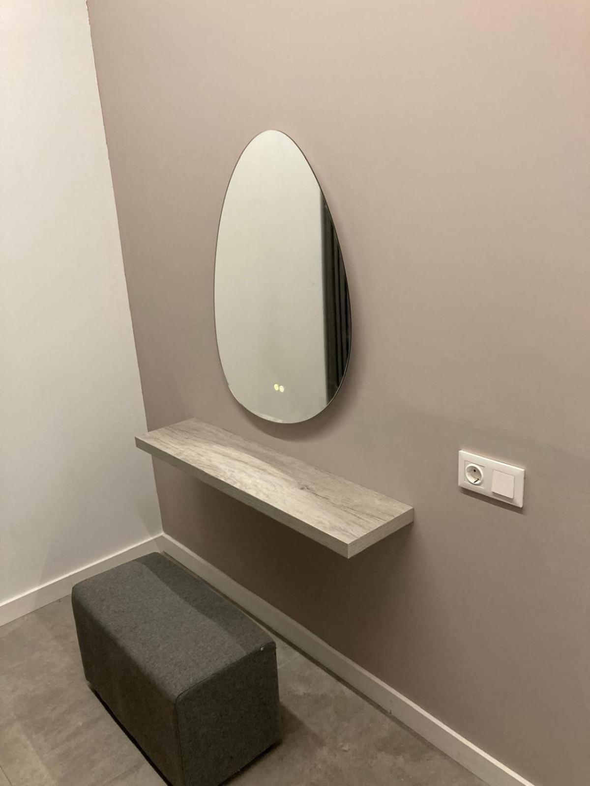 Amplio Estudio En Appartement *